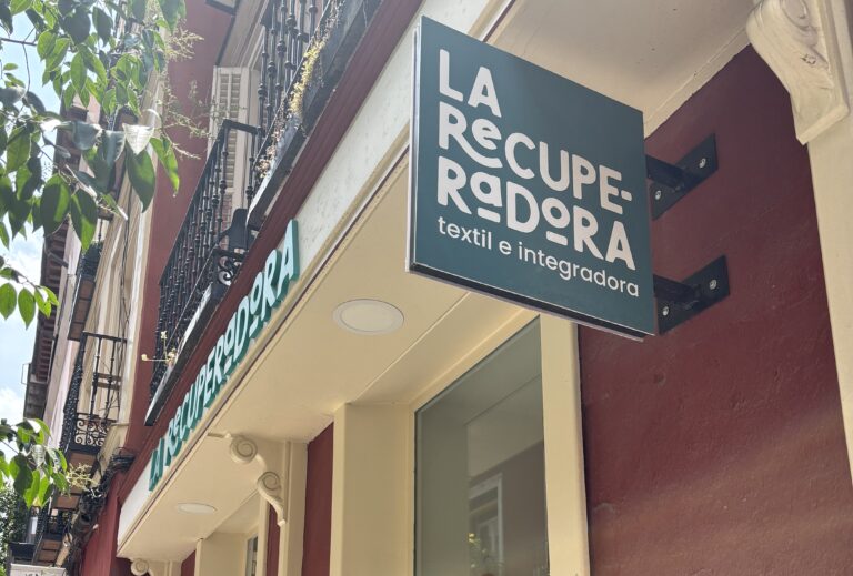 ¿CONOCES NUESTRAS TIENDAS DE LA RECUPERADORA?