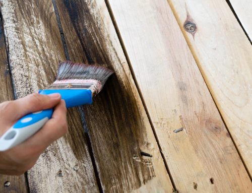 CÓMO DECAPAR MUEBLES DE MADERA: EL ARTE DE RETIRAR BARNICES Y PINTURA