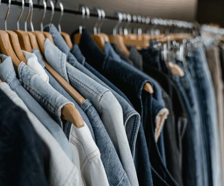 ¿QUÉ ES LA FAST FASHION Y POR QUÉ DEBERÍA IMPORTARTE?