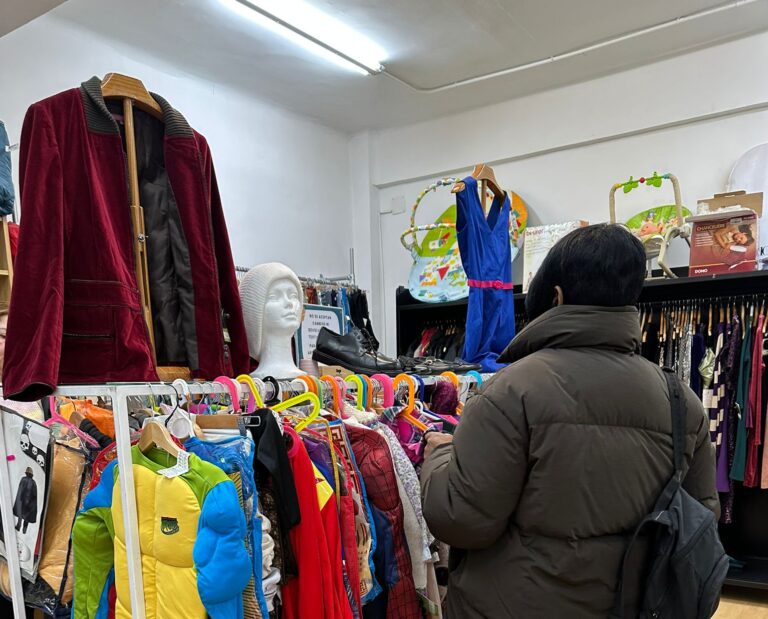 TRES DE CADA CUATRO ESPAÑOLES COMPRAN PRODUCTOS DE SEGUNDA MANO